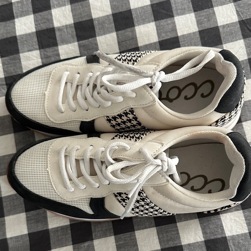 CCOCCI Black and Cream Houndstooth Sneakers - Picture 2 of 3